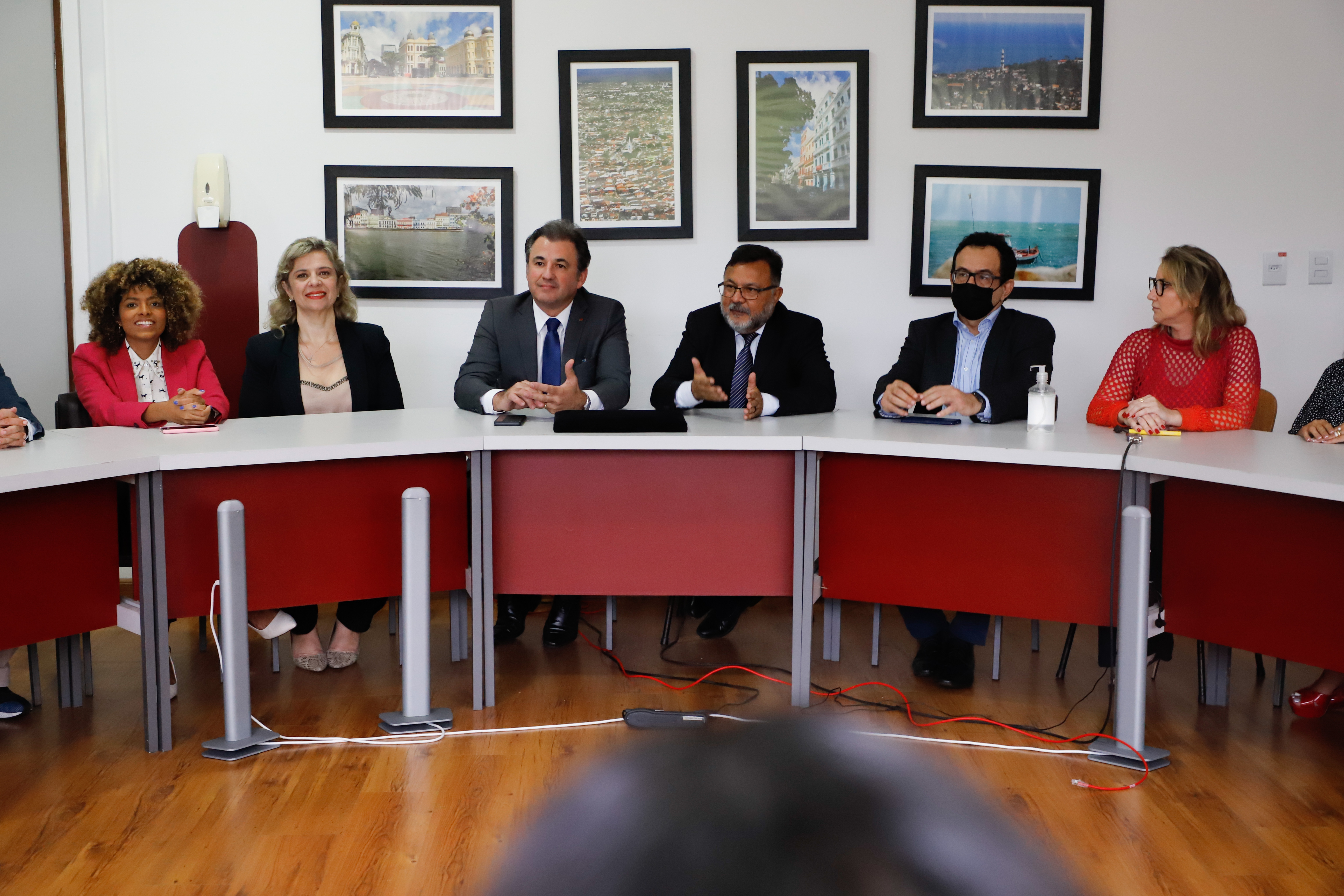 OAB Pernambuco entrega Selo OAB Recomenda a Universidade Cat&oacute;lica de Pernambuco