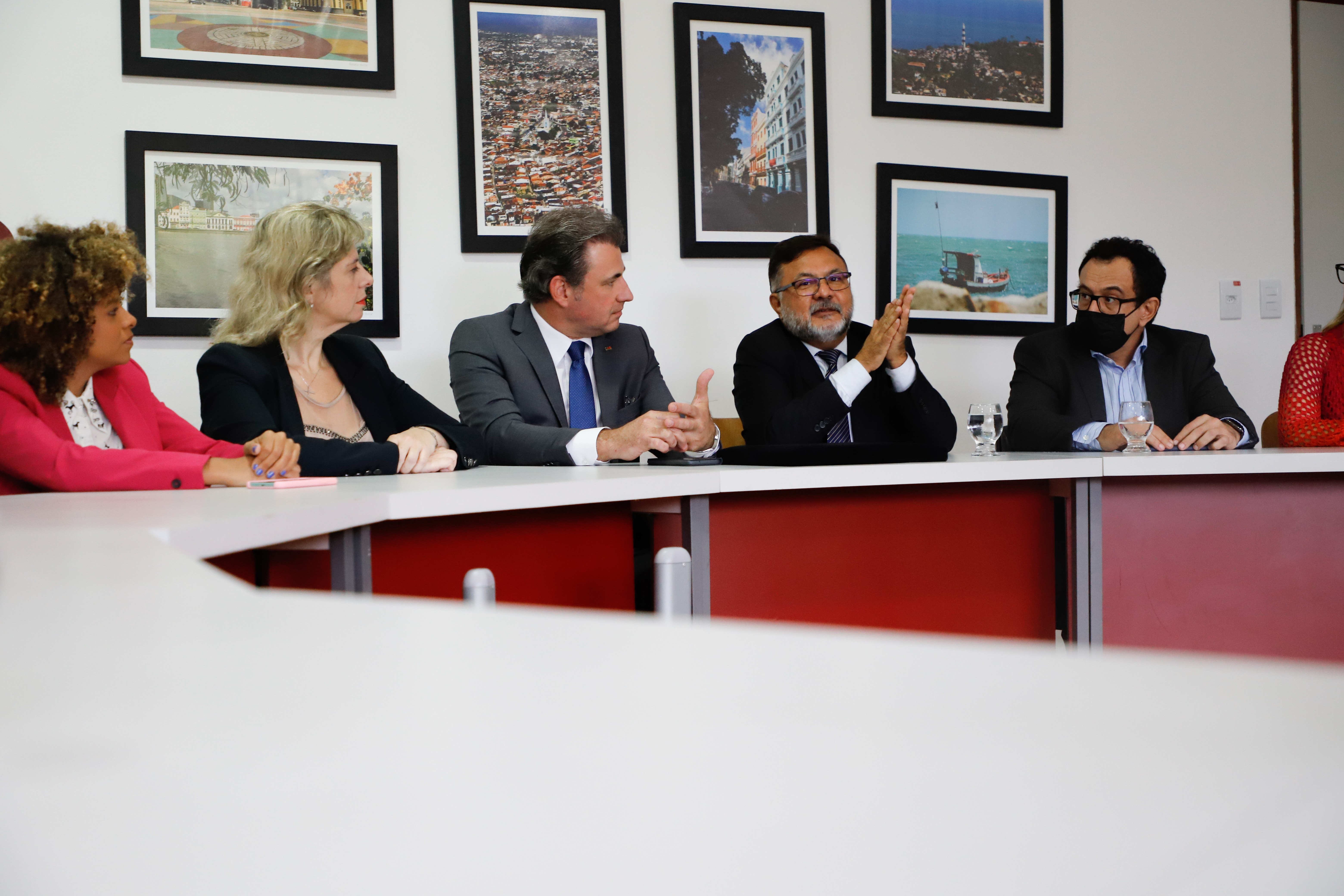 OAB Pernambuco entrega Selo OAB Recomenda a Universidade Cat&oacute;lica de Pernambuco