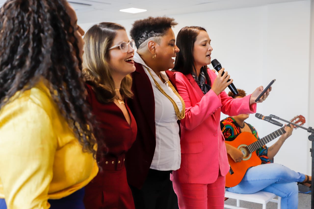 OAB-PE reune funcion&aacute;rias em comemora&ccedil;&atilde;o ao Dia Internacional da Mulher
