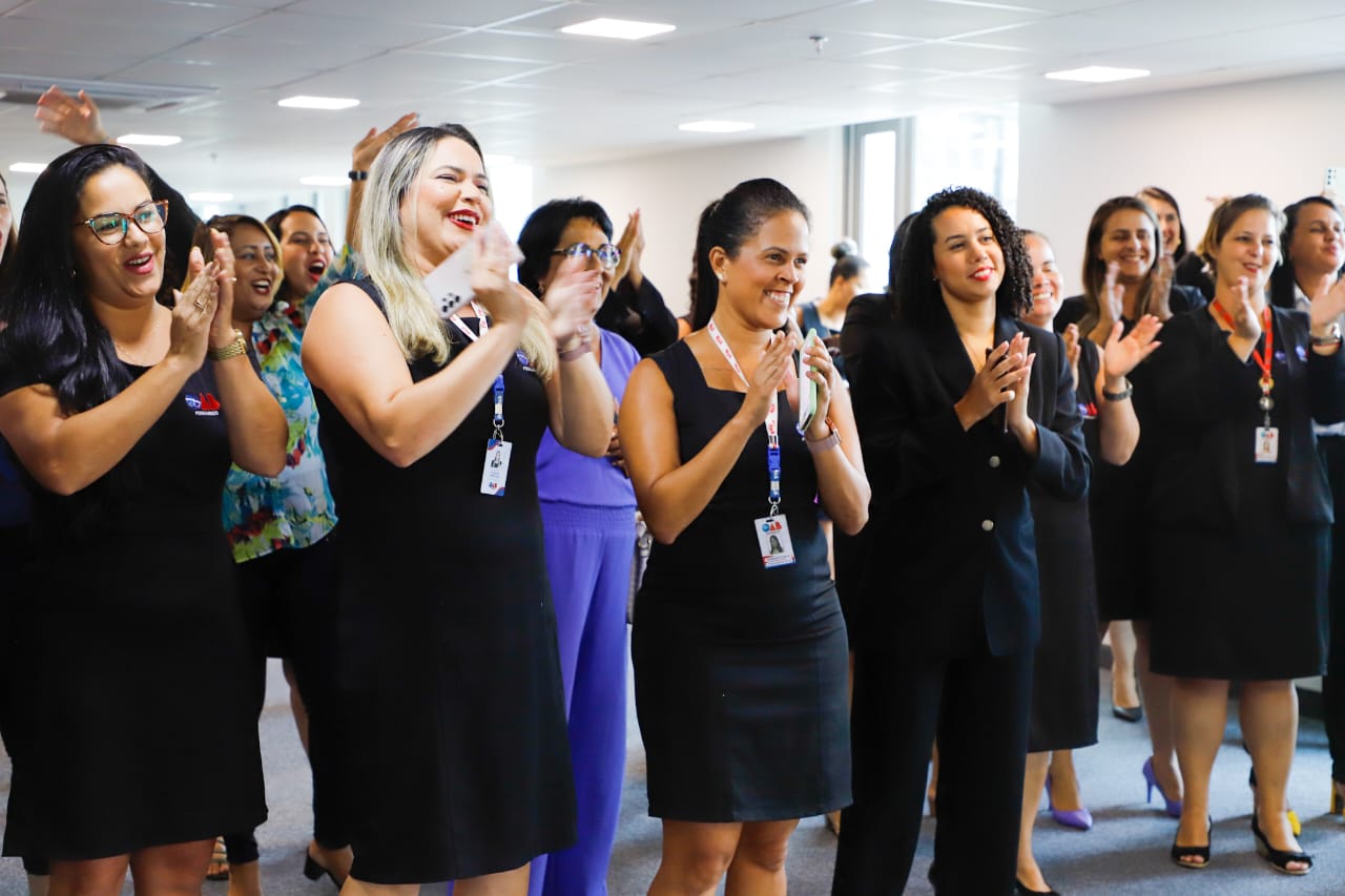 OAB-PE reune funcion&aacute;rias em comemora&ccedil;&atilde;o ao Dia Internacional da Mulher
