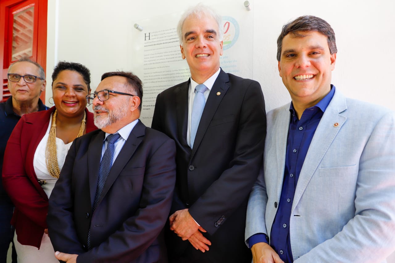 OAB Pernambuco prestigia evento em celebra&ccedil;&atilde;o aos 40 anos das Diretas J&aacute;
