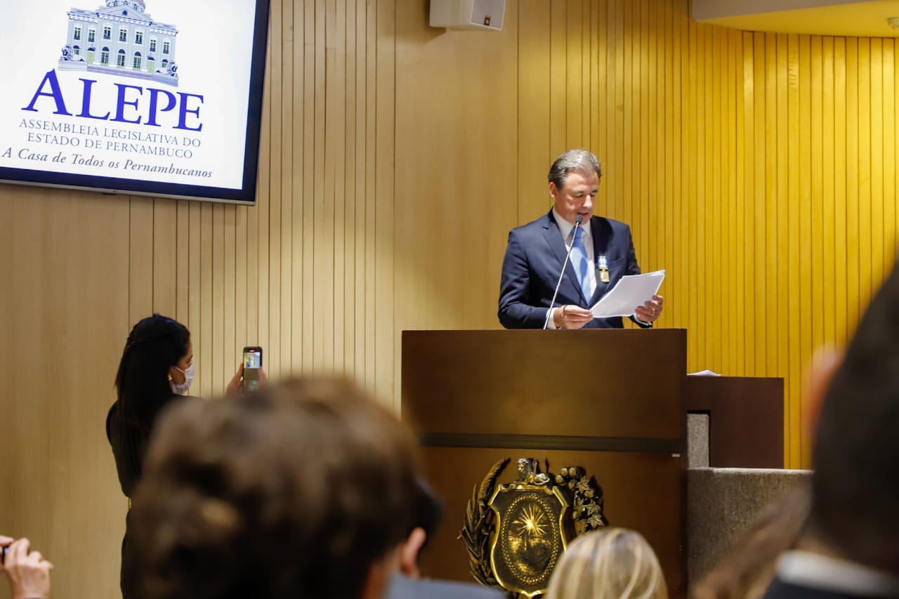 Entrega da Medalha Joaquim Nabuco na Alepe