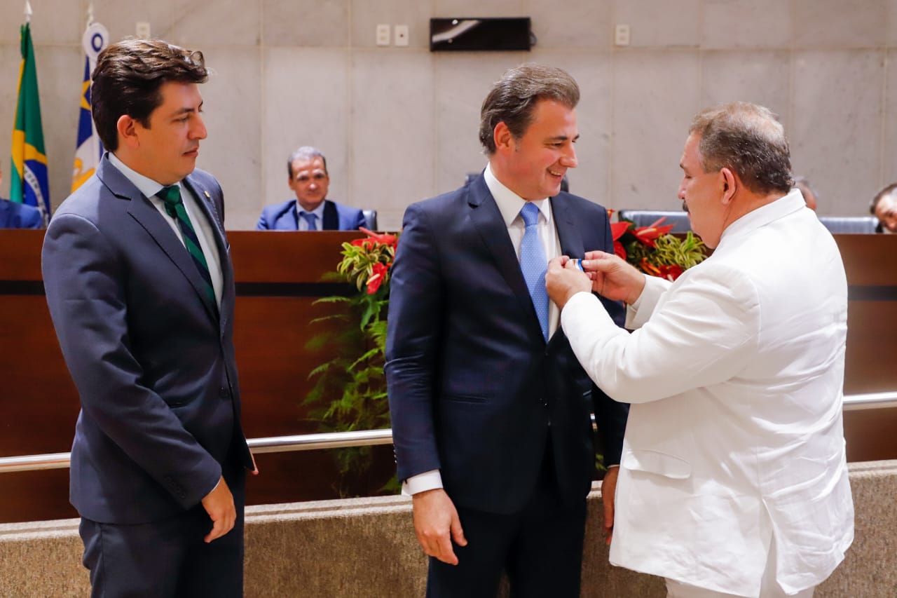 Entrega da Medalha Joaquim Nabuco na Alepe