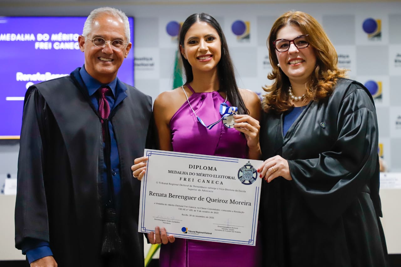 OAB-PE recebe Medalha do M&eacute;rito Eleitoral Frei Caneca