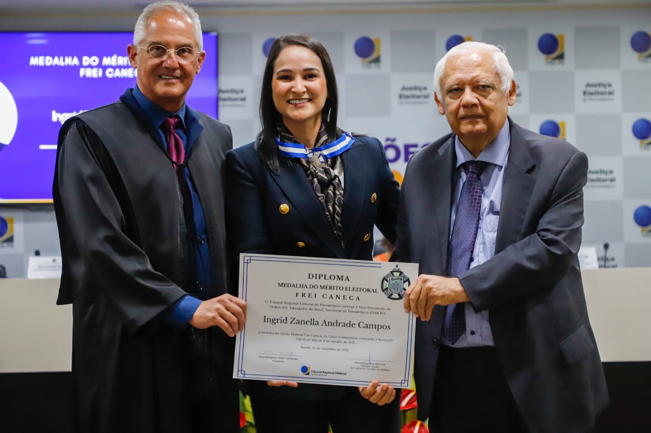 OAB-PE recebe Medalha do M&eacute;rito Eleitoral Frei Caneca