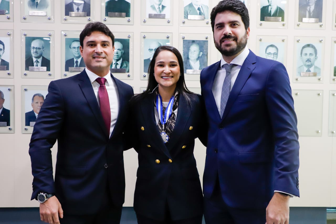 OAB-PE recebe Medalha do M&eacute;rito Eleitoral Frei Caneca