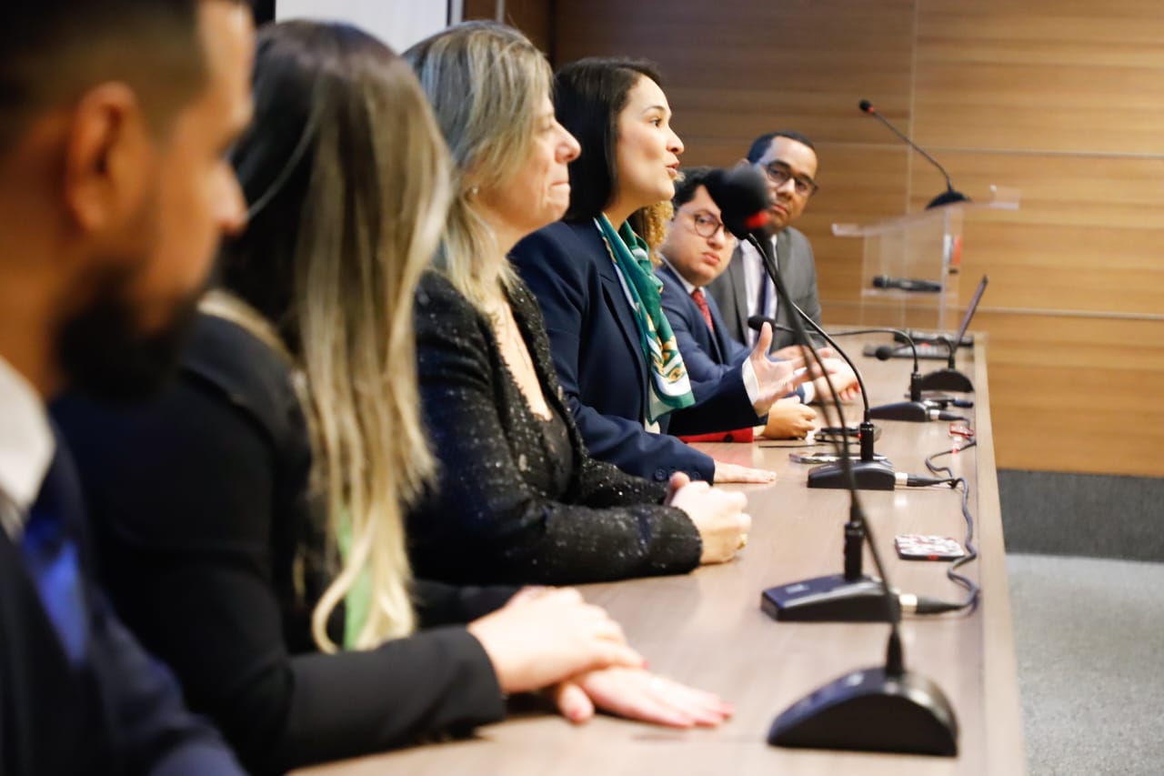 Instala&ccedil;&atilde;o do Comit&ecirc; de Rela&ccedil;&otilde;es Estudantis