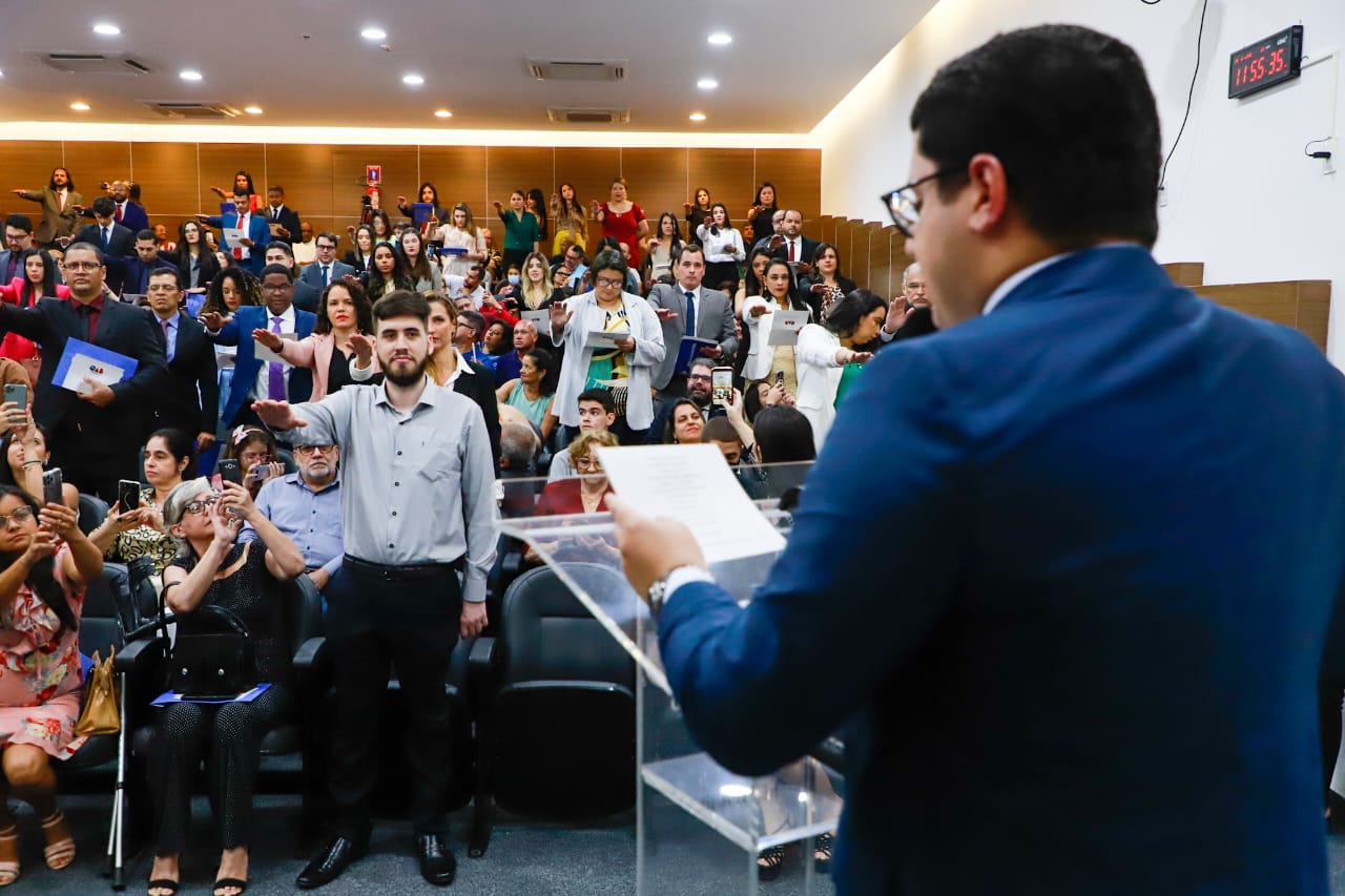 Juramento novos advogados, advogadas e estagi&aacute;rios - Turmas Manh&atilde;