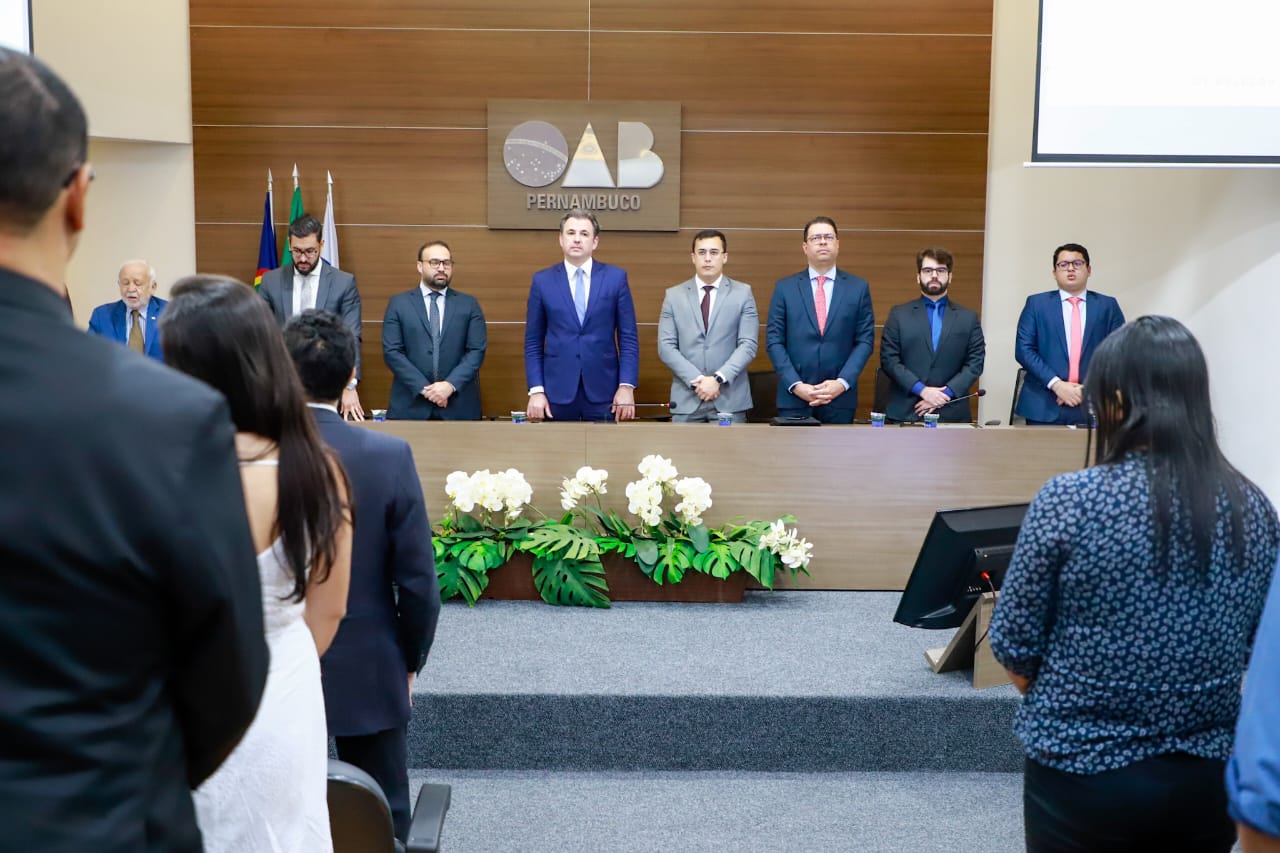 Juramento novos advogados, advogadas e estagi&aacute;rios &ndash; Turmas Tarde