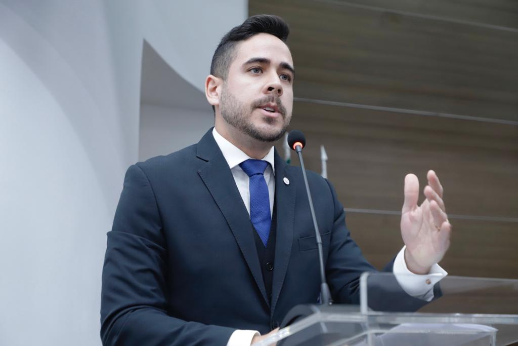 Juramento de novos advogados, advogadas e estagi&aacute;rios