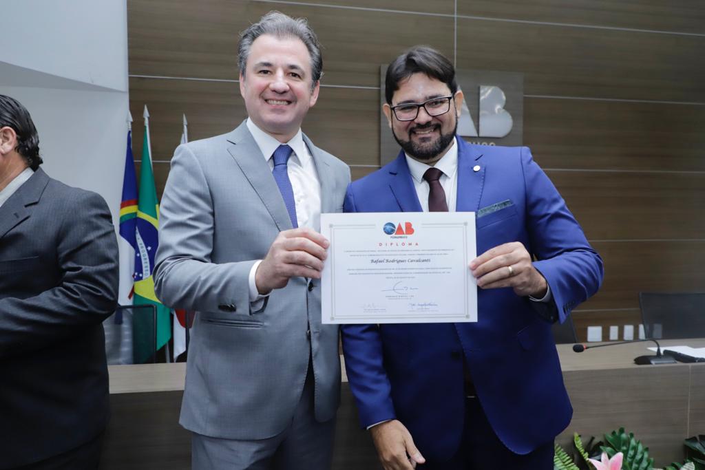 Juramento de novos advogados, advogadas e estagi&aacute;rios
