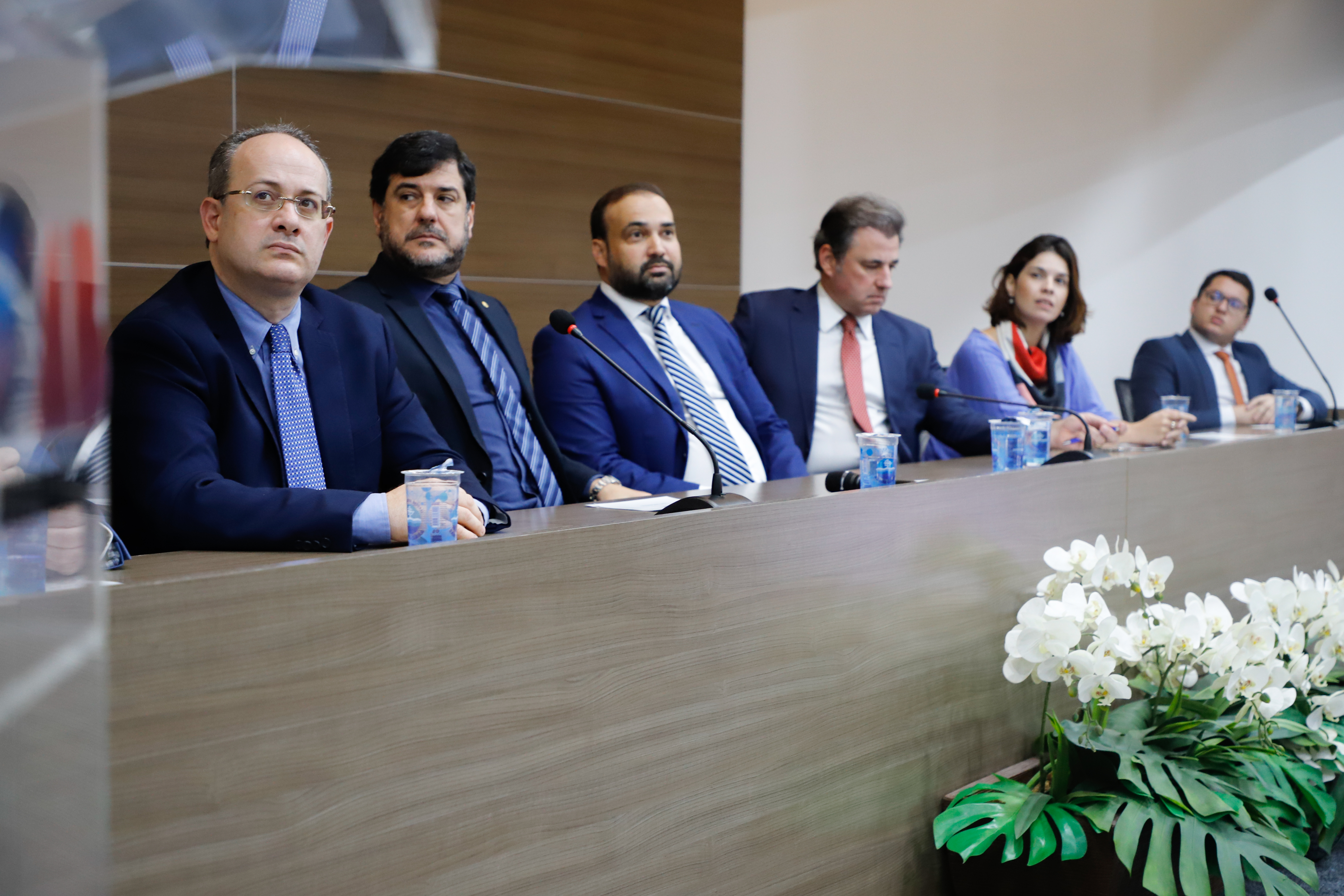OAB-PE realiza juramento de novos advogados e advogadas