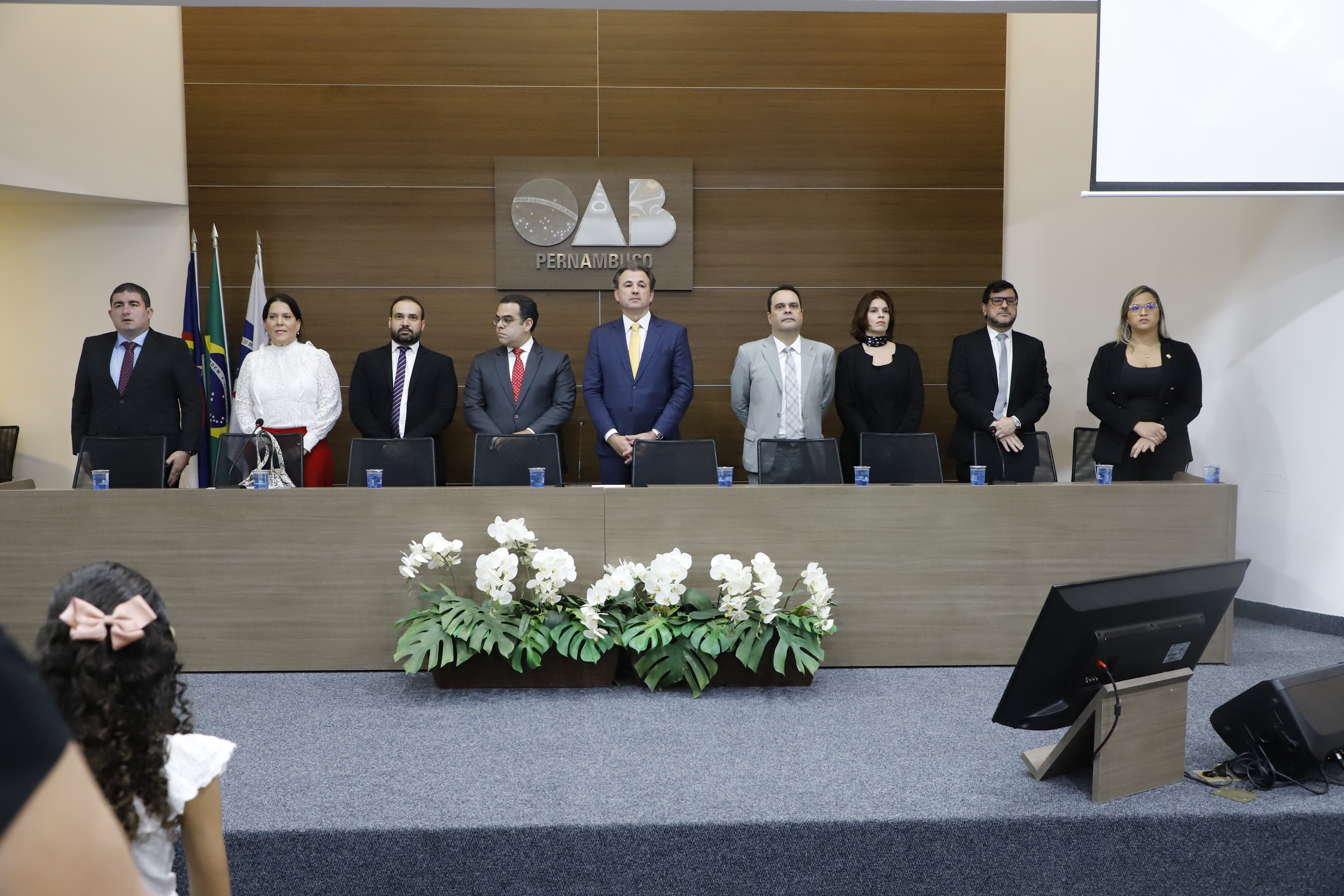 OAB-PE realiza juramento de novos advogados e advogadas