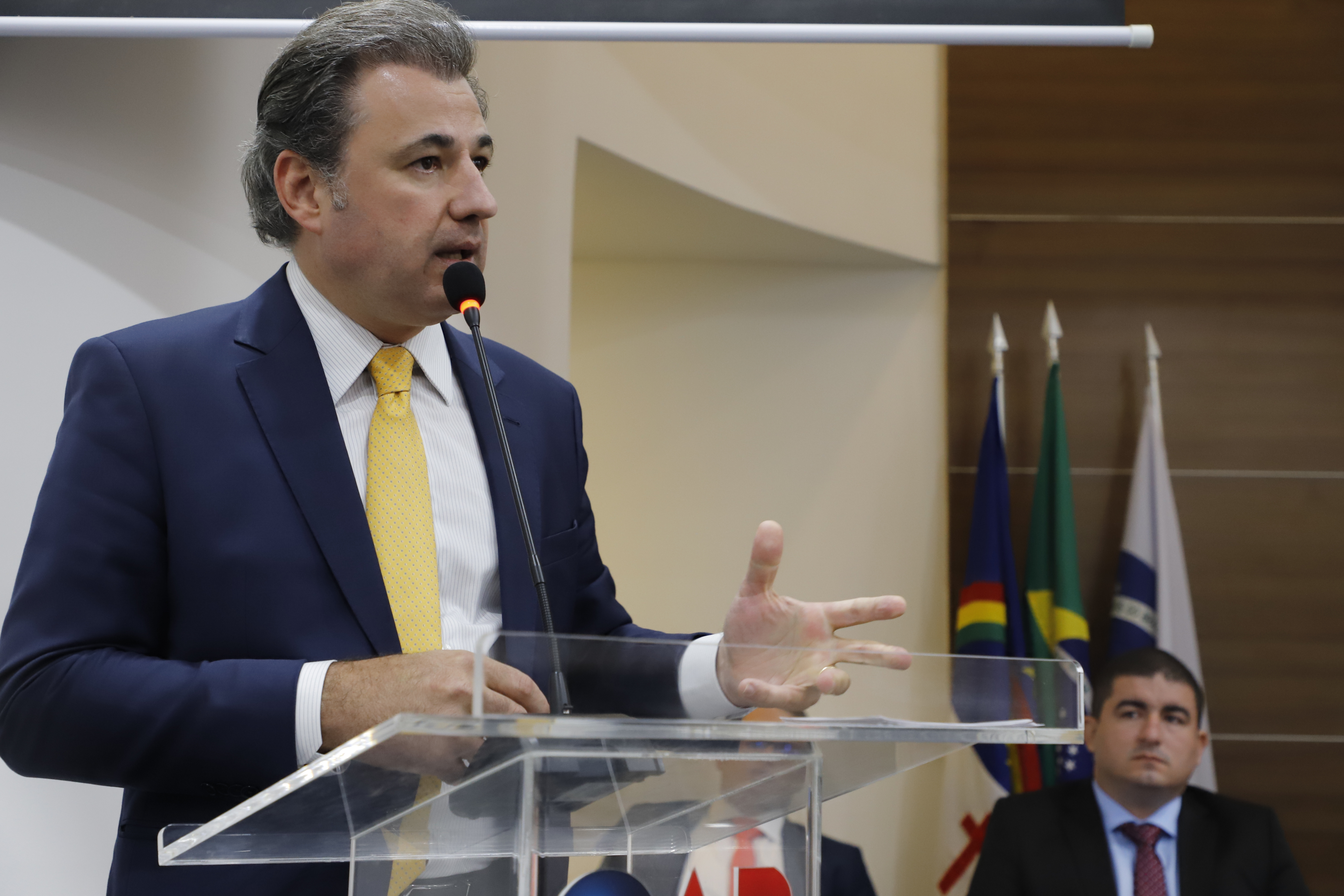 OAB-PE realiza juramento de novos advogados e advogadas