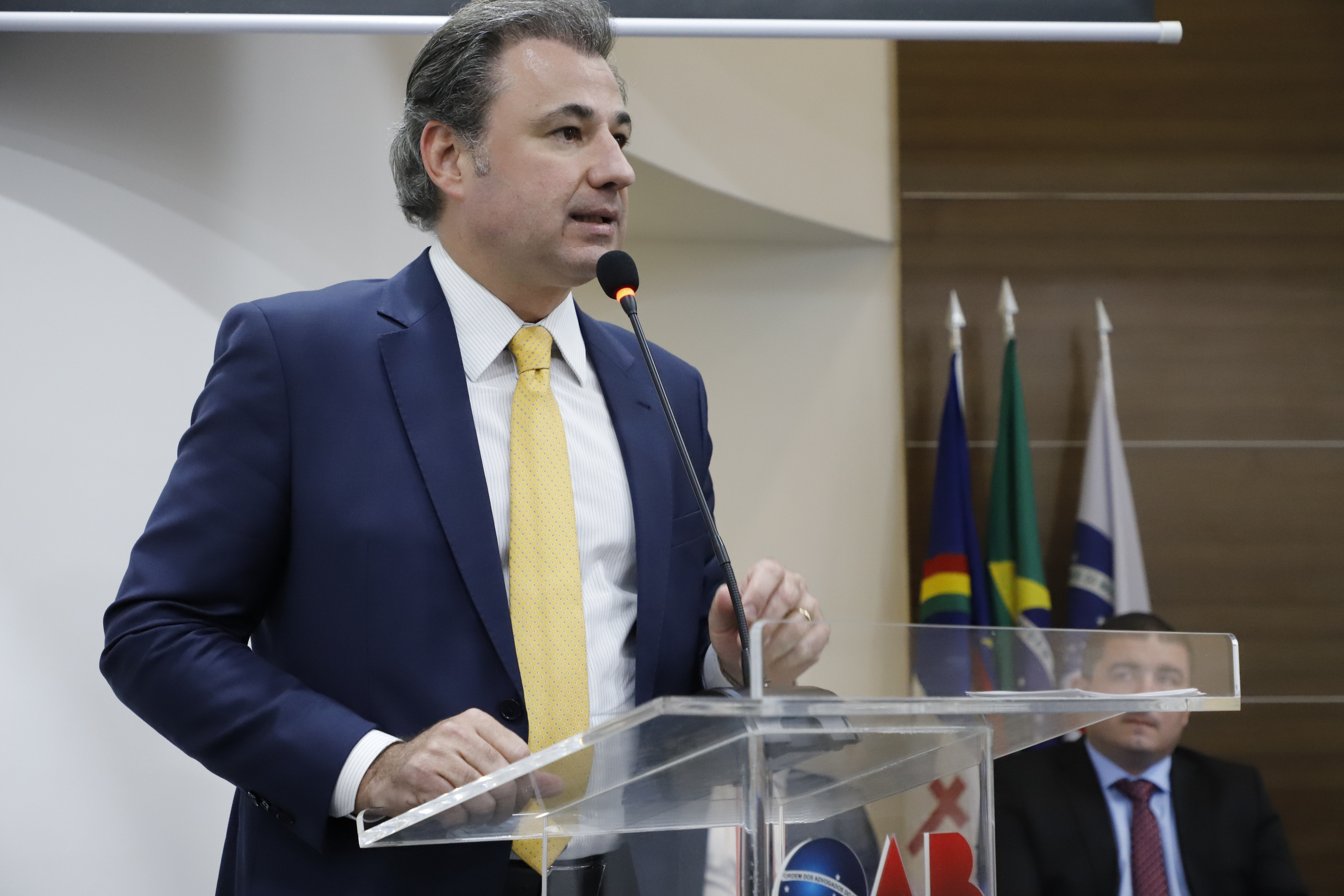 OAB-PE realiza juramento de novos advogados e advogadas