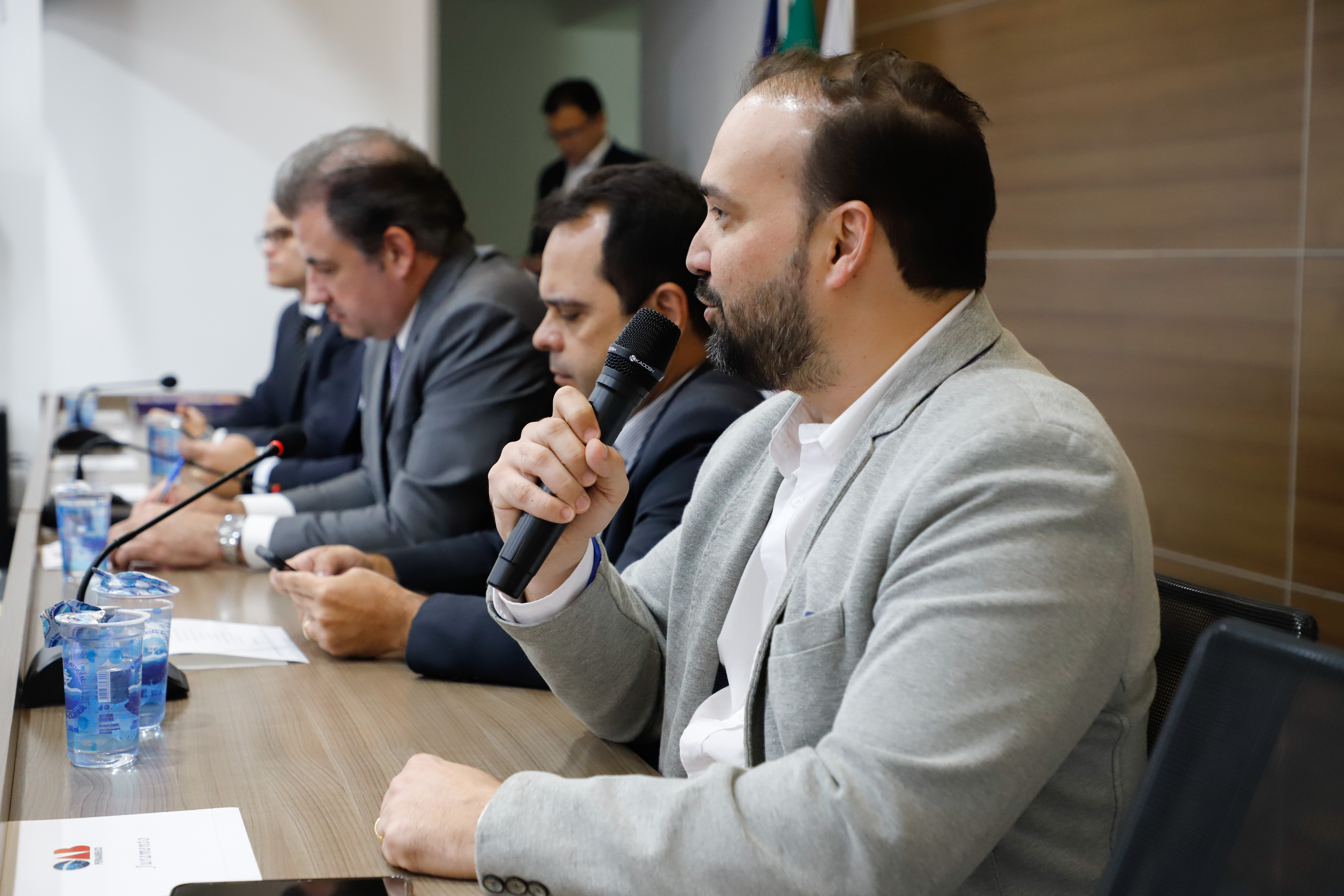 OAB-PE realiza juramento de novos advogados e advogadas