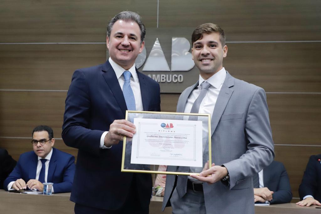 Juramento novos advogados, advogadas e estagi&aacute;rios - 11.07.23
