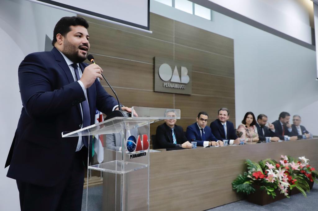 Juramento novos advogados, advogadas e estagi&aacute;rios - 11.07.23