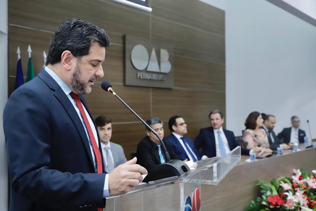 Juramento novos advogados, advogadas e estagi&aacute;rios - 11.07.23