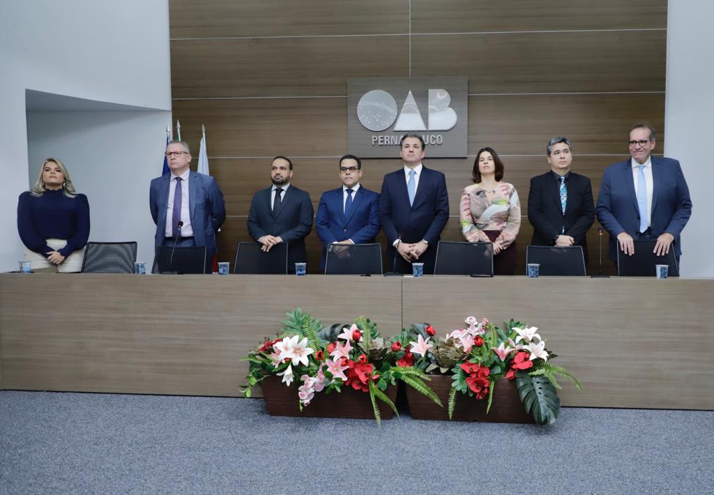 Juramento novos advogados, advogadas e estagi&aacute;rios - 11.07.23