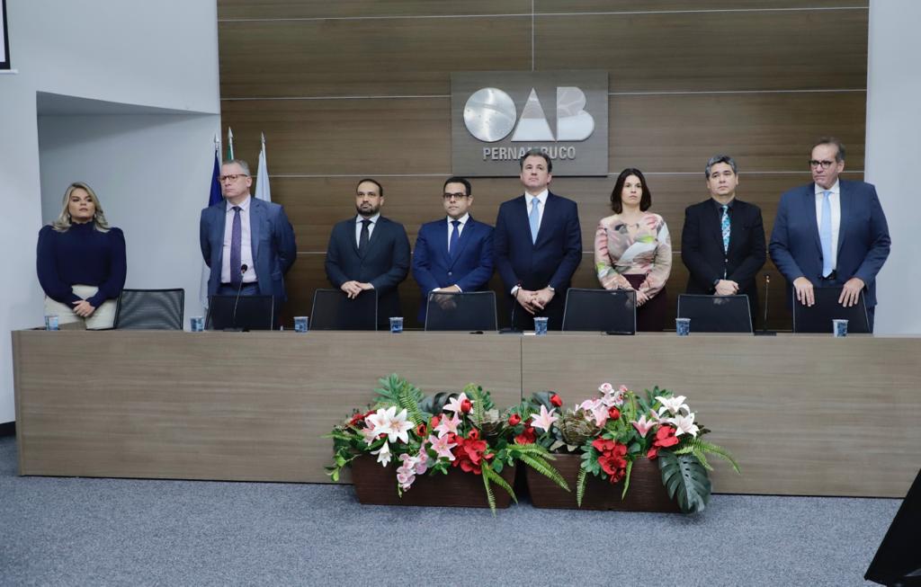 Juramento novos advogados, advogadas e estagi&aacute;rios - 11.07.23