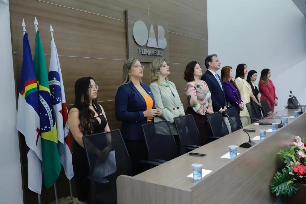 Juramento novos advogados, advogadas e estagi&aacute;rios - 11.07.23