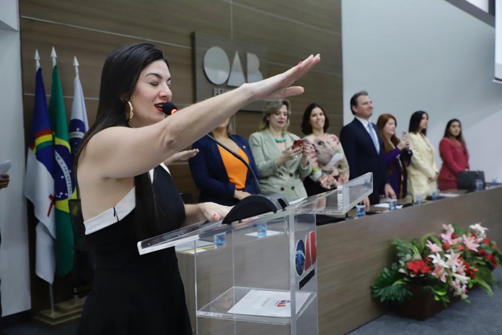 Juramento novos advogados, advogadas e estagi&aacute;rios - 11.07.23