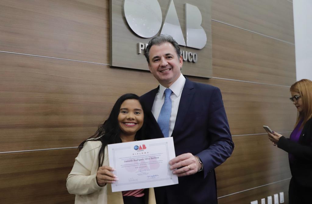 Juramento novos advogados, advogadas e estagi&aacute;rios - 11.07.23