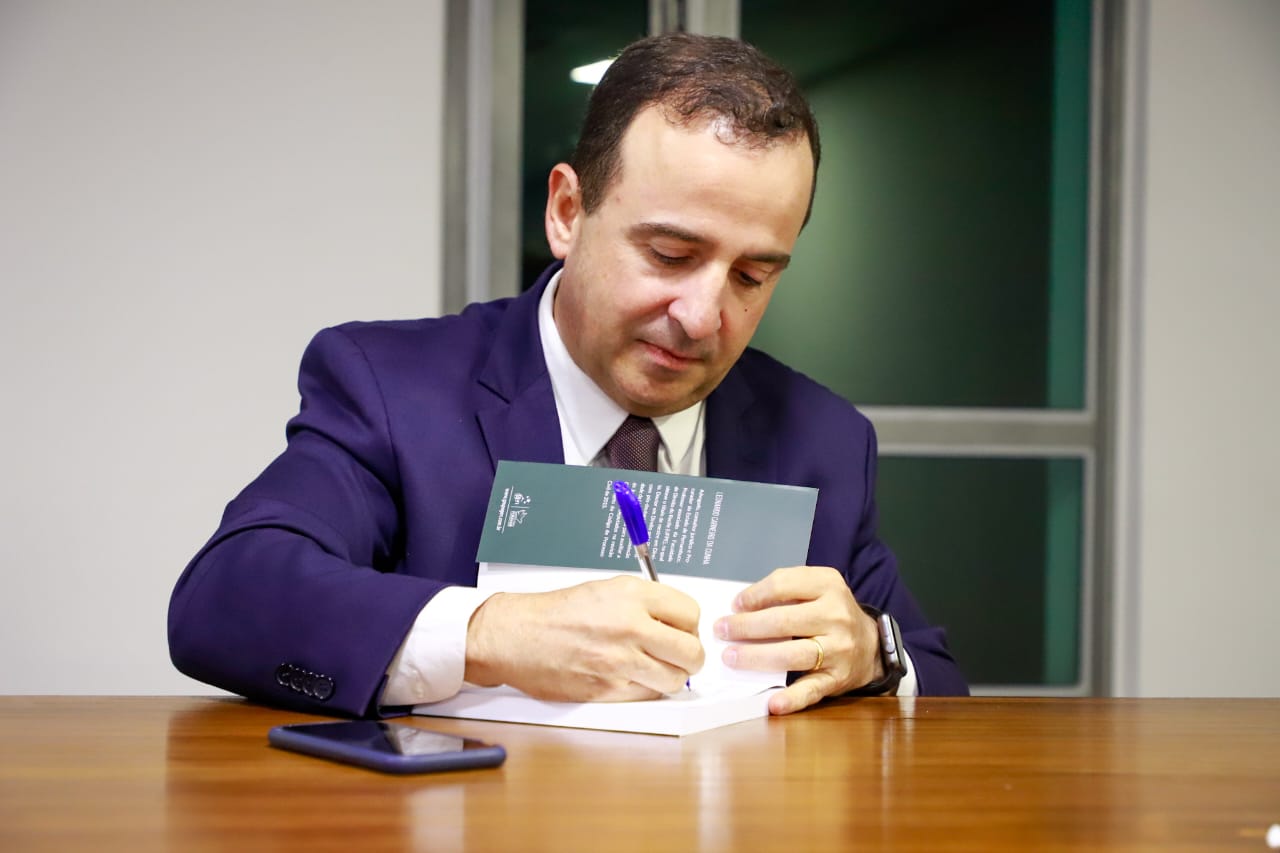 Lan&ccedil;amento do Livro &ldquo;Precat&oacute;rios Atual Regime Jur&iacute;dico&rdquo;