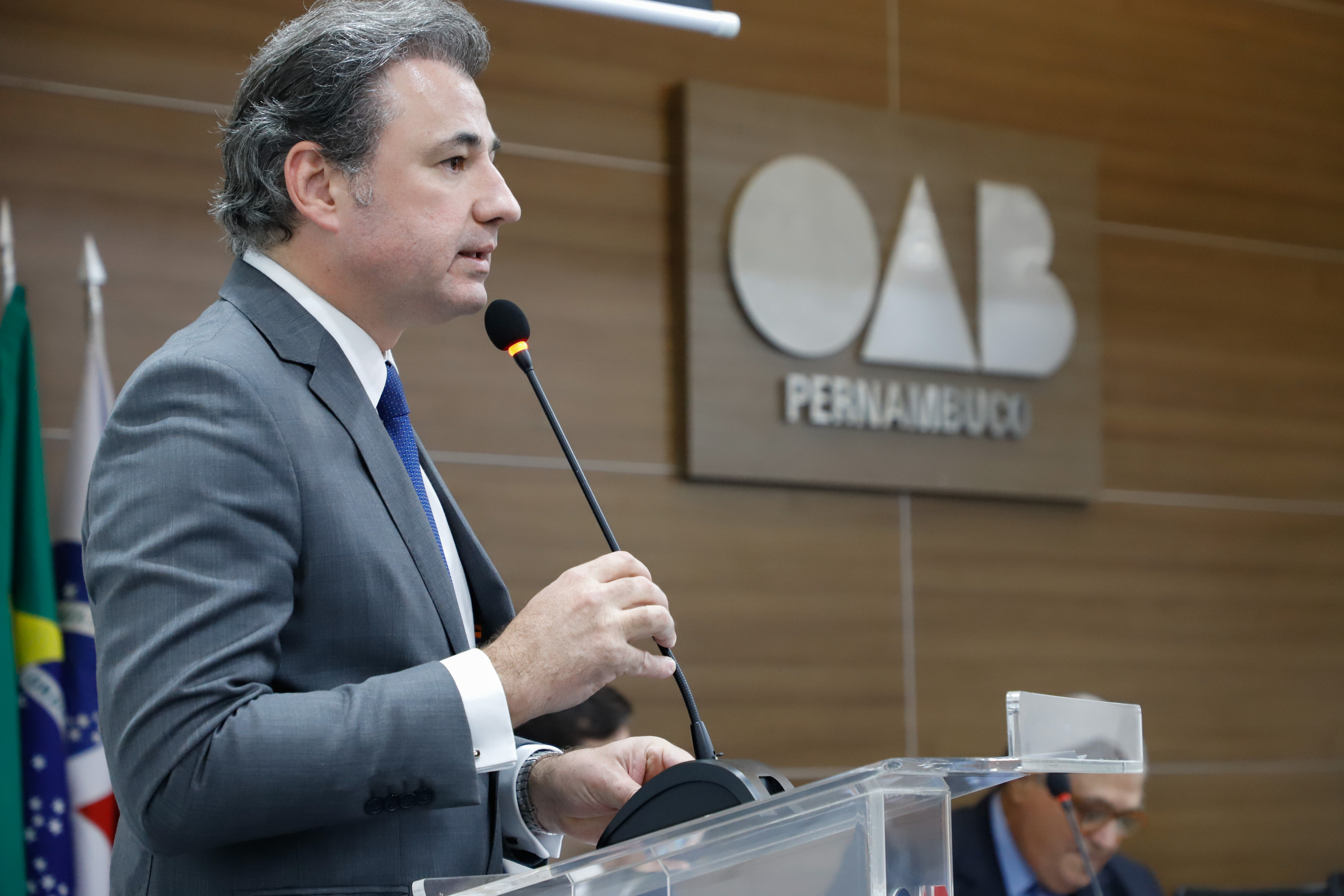 OAB Pernambuco entrega Medalha do M&eacute;rito Joaquim Amazonas