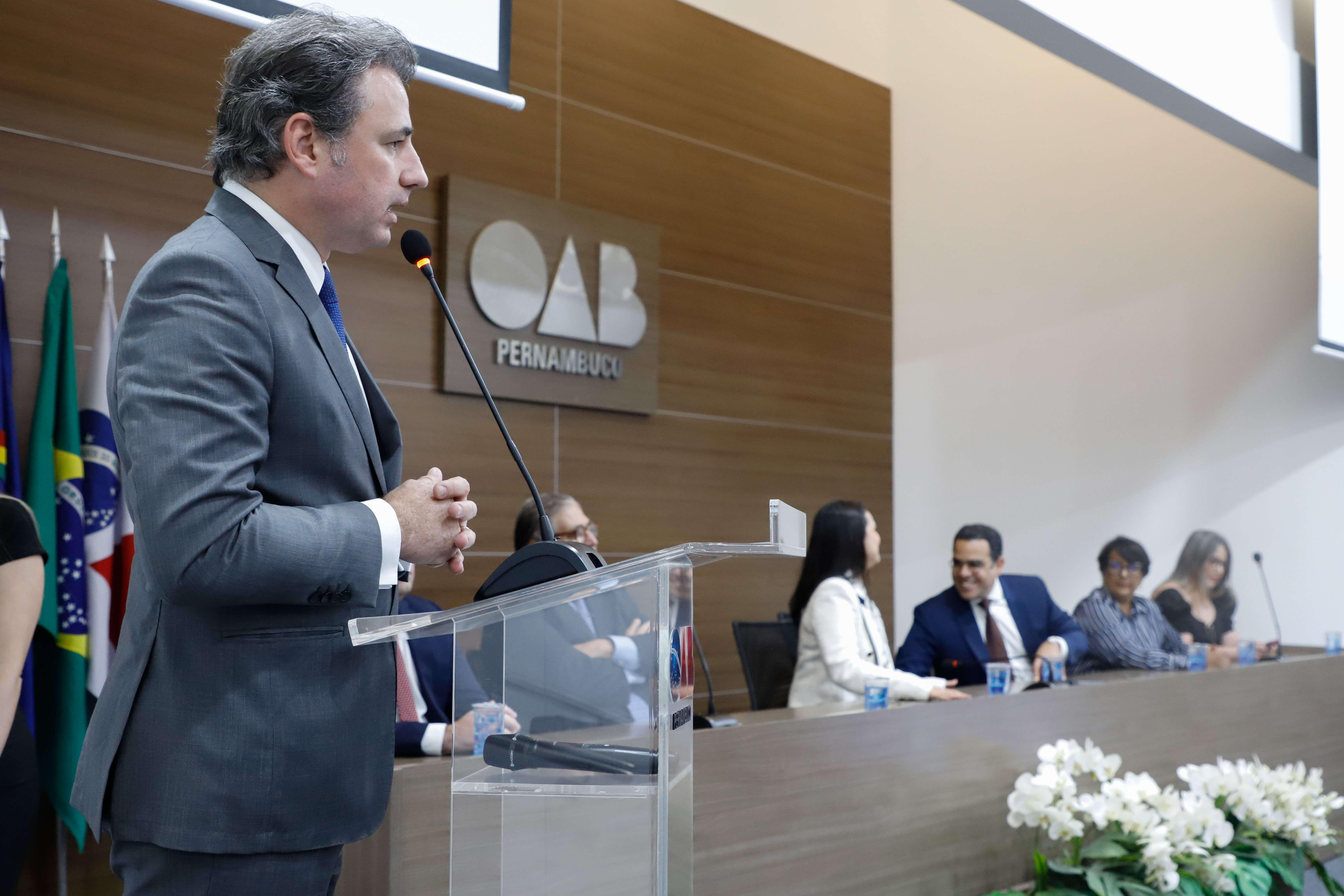 OAB Pernambuco entrega Medalha do M&eacute;rito Joaquim Amazonas