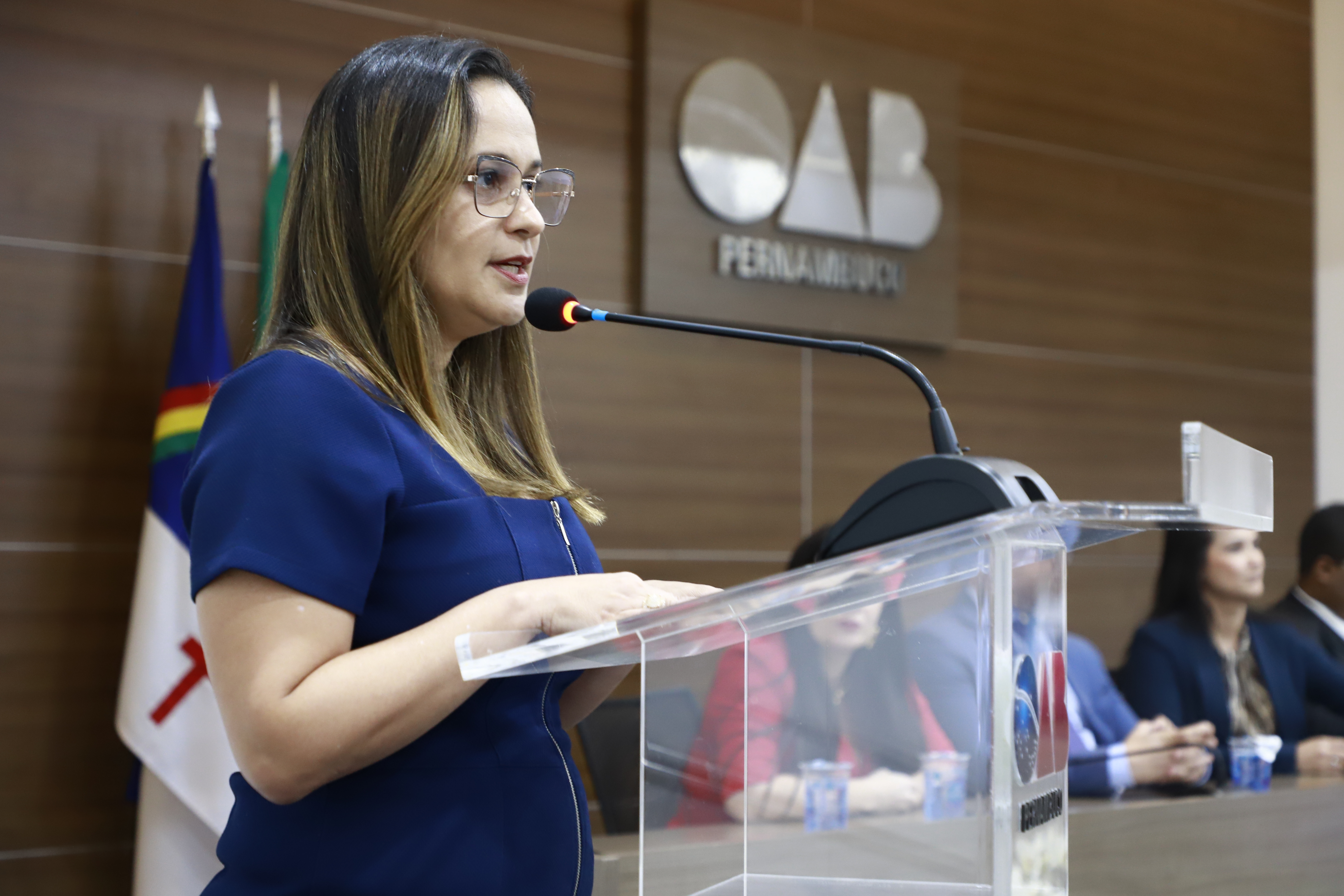 OAB-PE realiza juramento de novos advogados e advogadas
