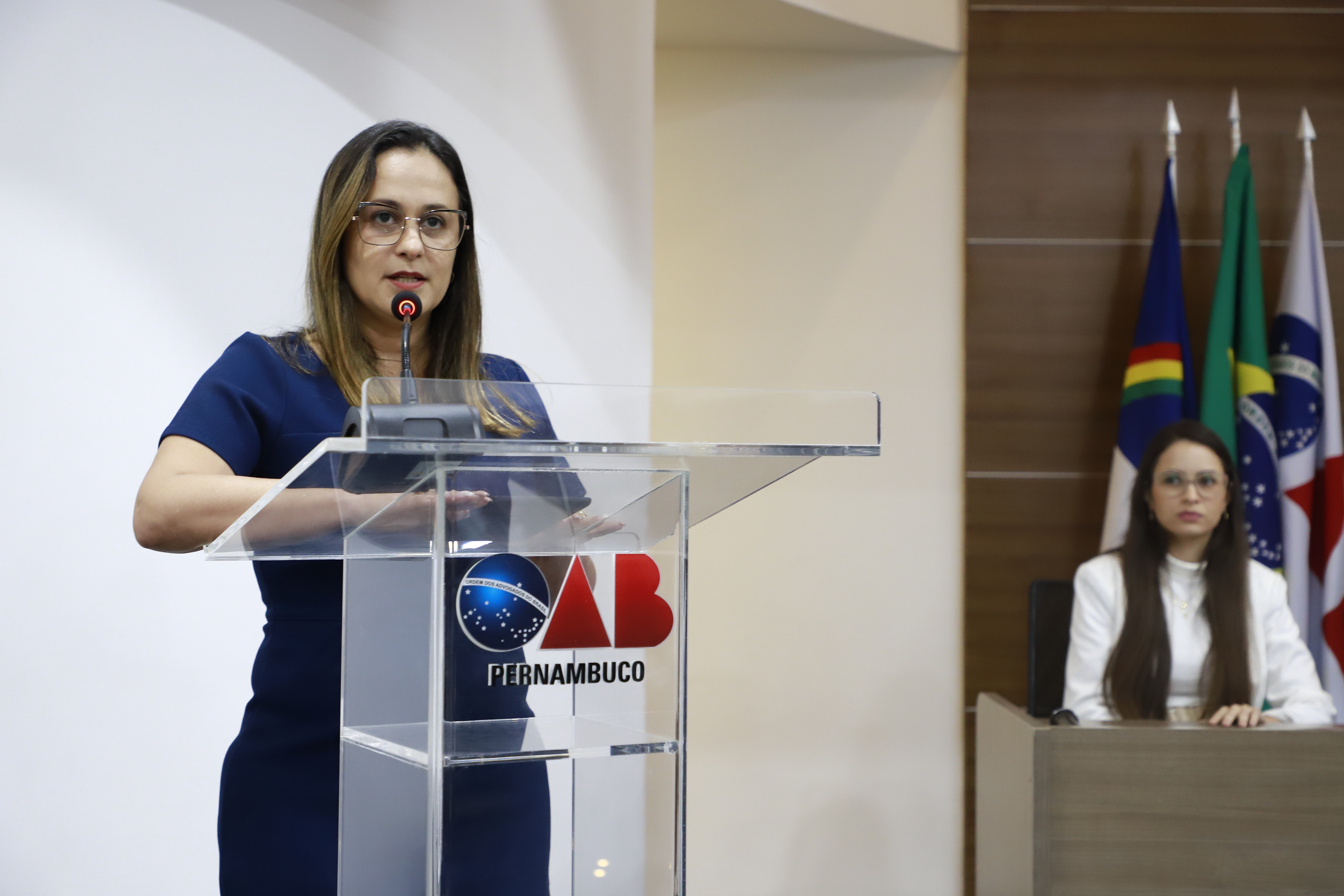 OAB-PE realiza juramento de novos advogados e advogadas