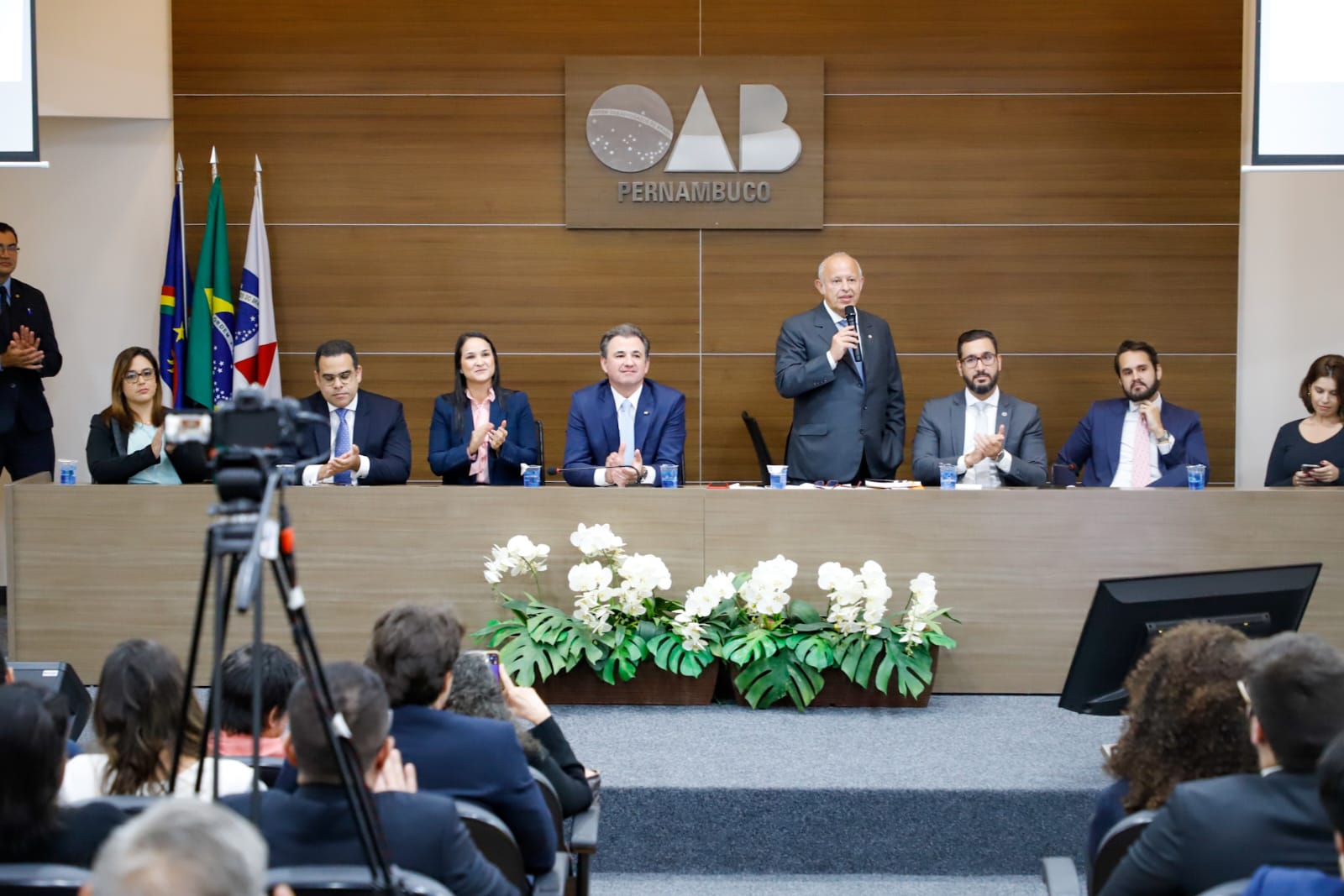 OAB-PE realiza palestra com Alberto Toron