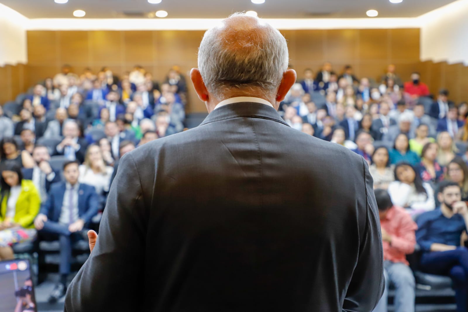 OAB-PE realiza palestra com Alberto Toron