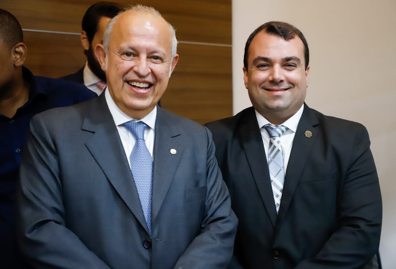 OAB-PE realiza palestra com Alberto Toron