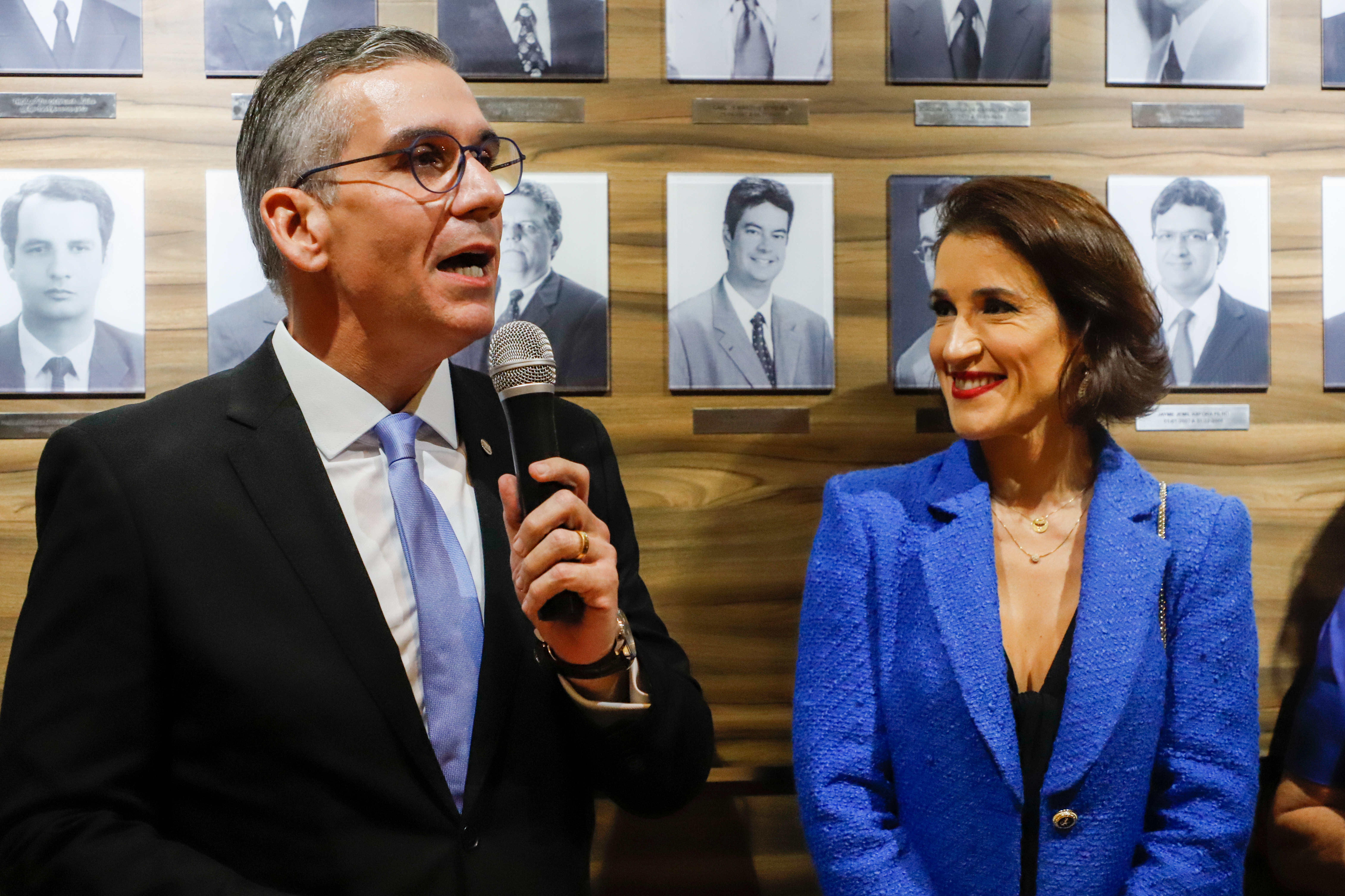 Aposi&ccedil;&atilde;o da placa de Bruno Baptista na OAB Pernambuco