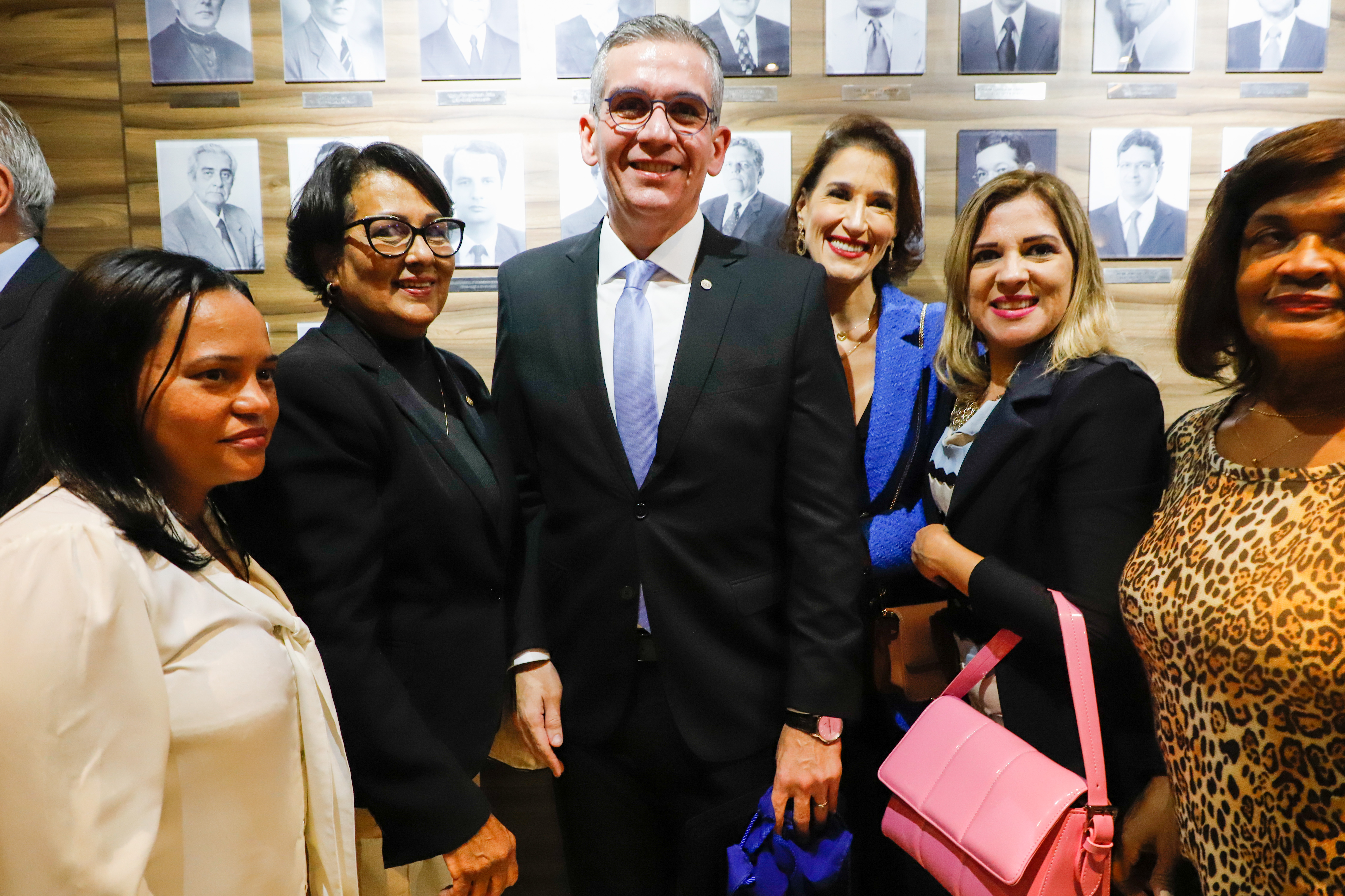 Aposi&ccedil;&atilde;o da placa de Bruno Baptista na OAB Pernambuco