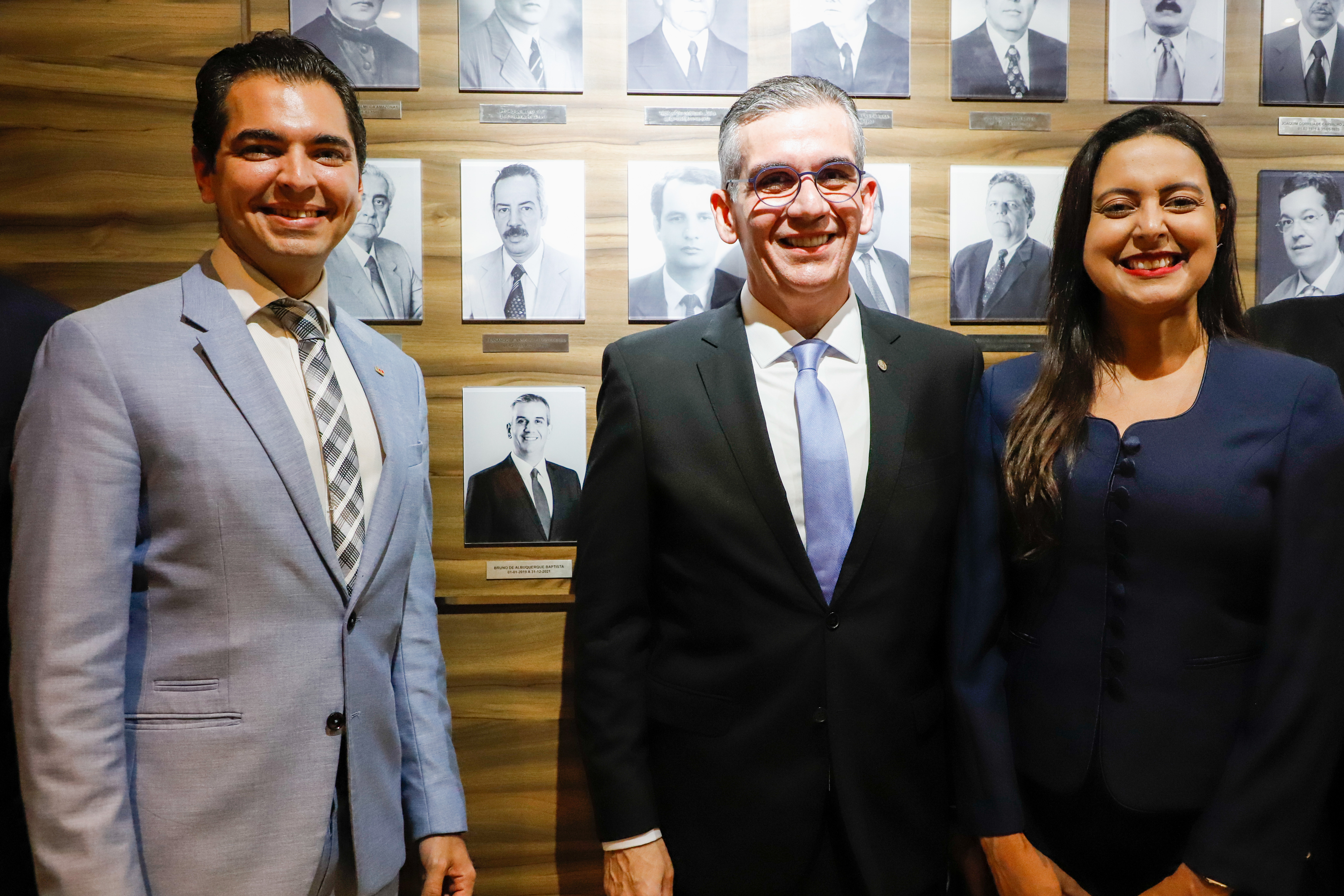 Aposi&ccedil;&atilde;o da placa de Bruno Baptista na OAB Pernambuco