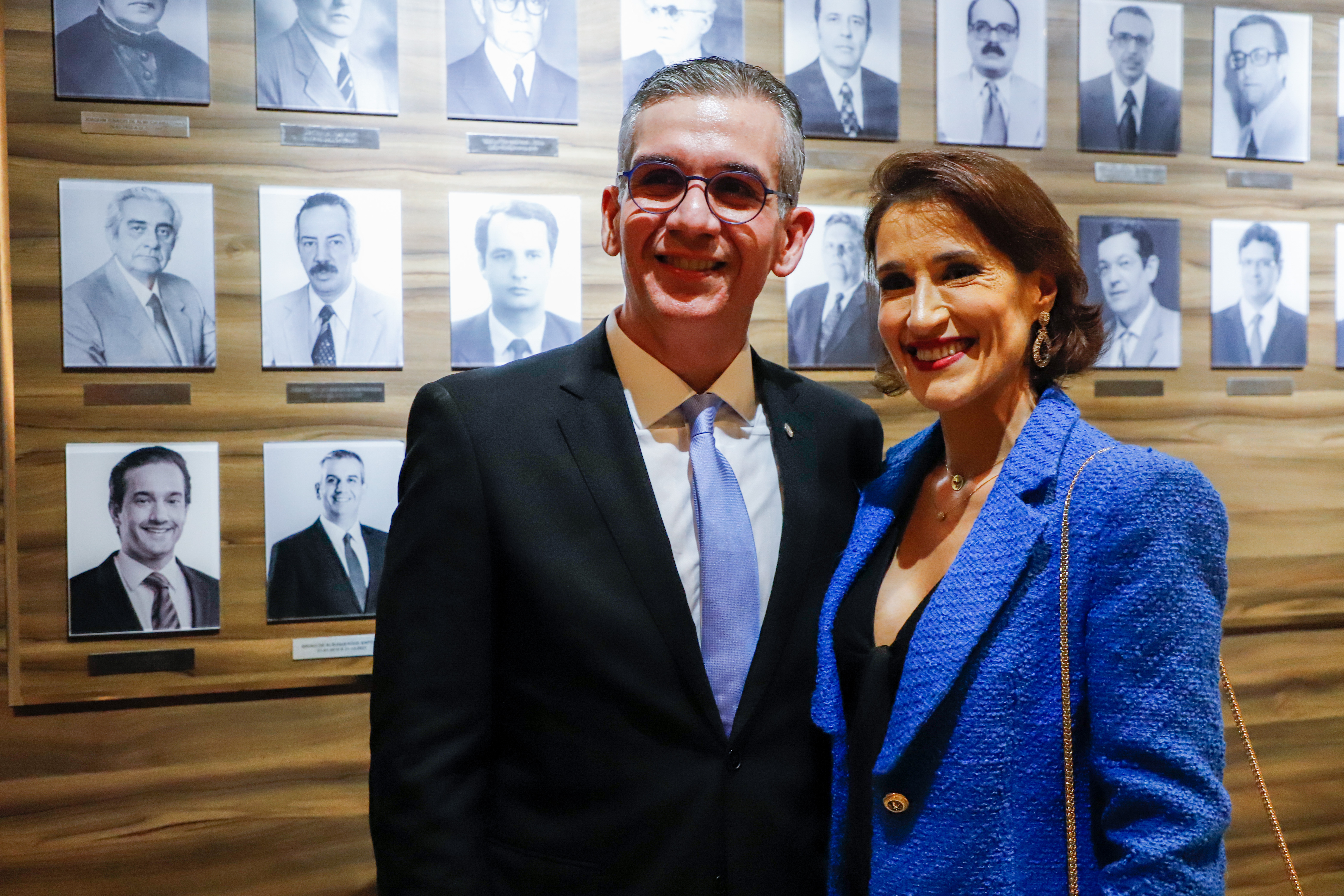 Aposi&ccedil;&atilde;o da placa de Bruno Baptista na OAB Pernambuco