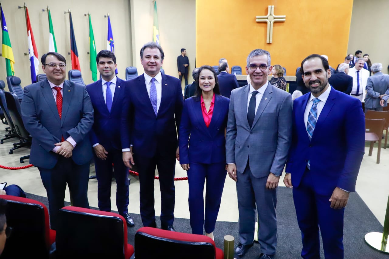 Cerim&ocirc;nia de posse dos novos desembargadores do TRF5