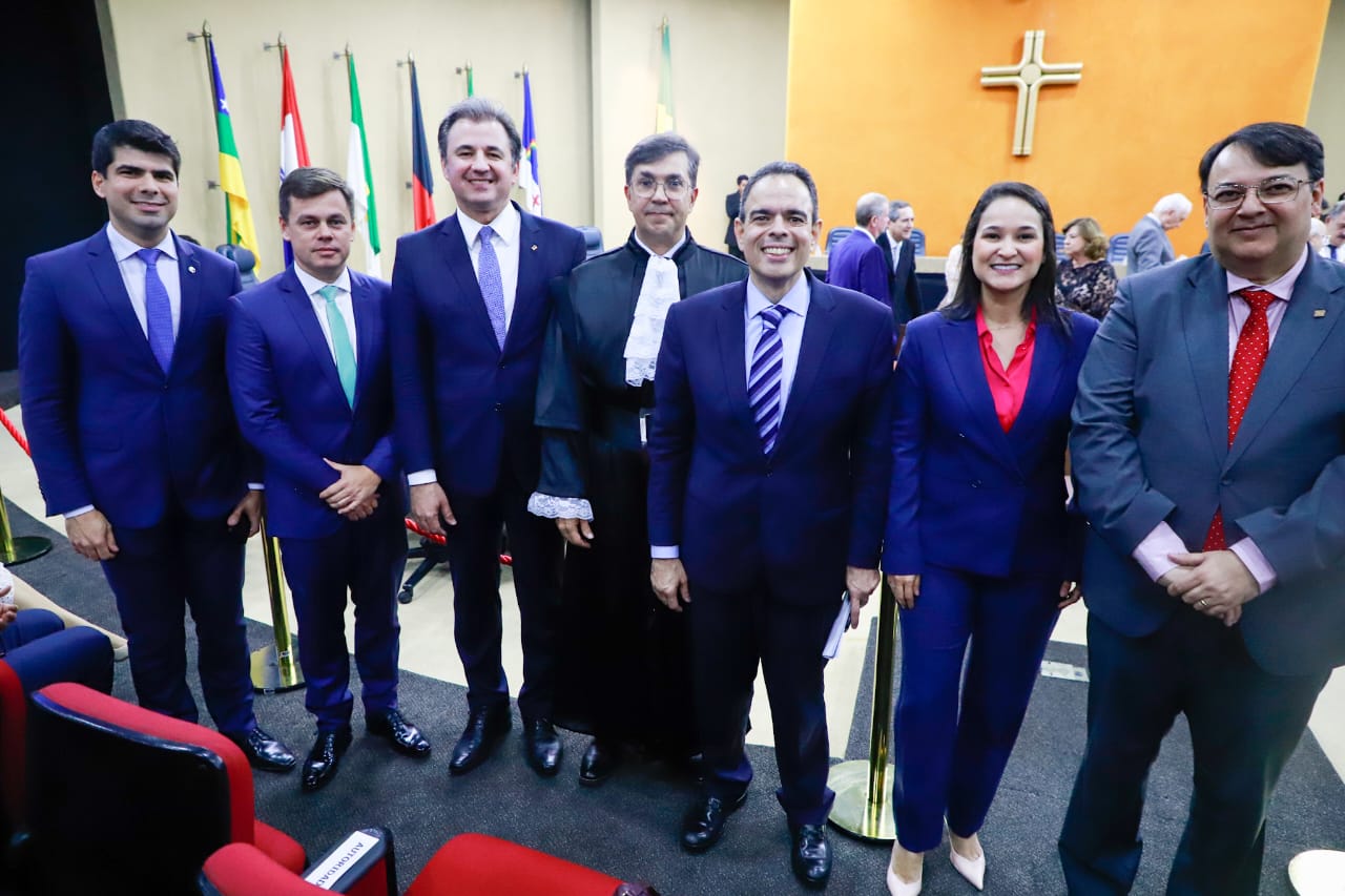 Cerim&ocirc;nia de posse dos novos desembargadores do TRF5