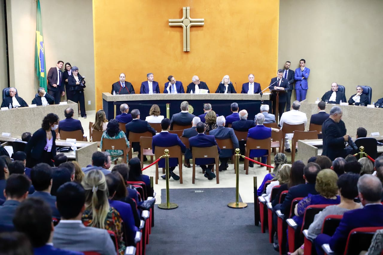 Cerim&ocirc;nia de posse dos novos desembargadores do TRF5