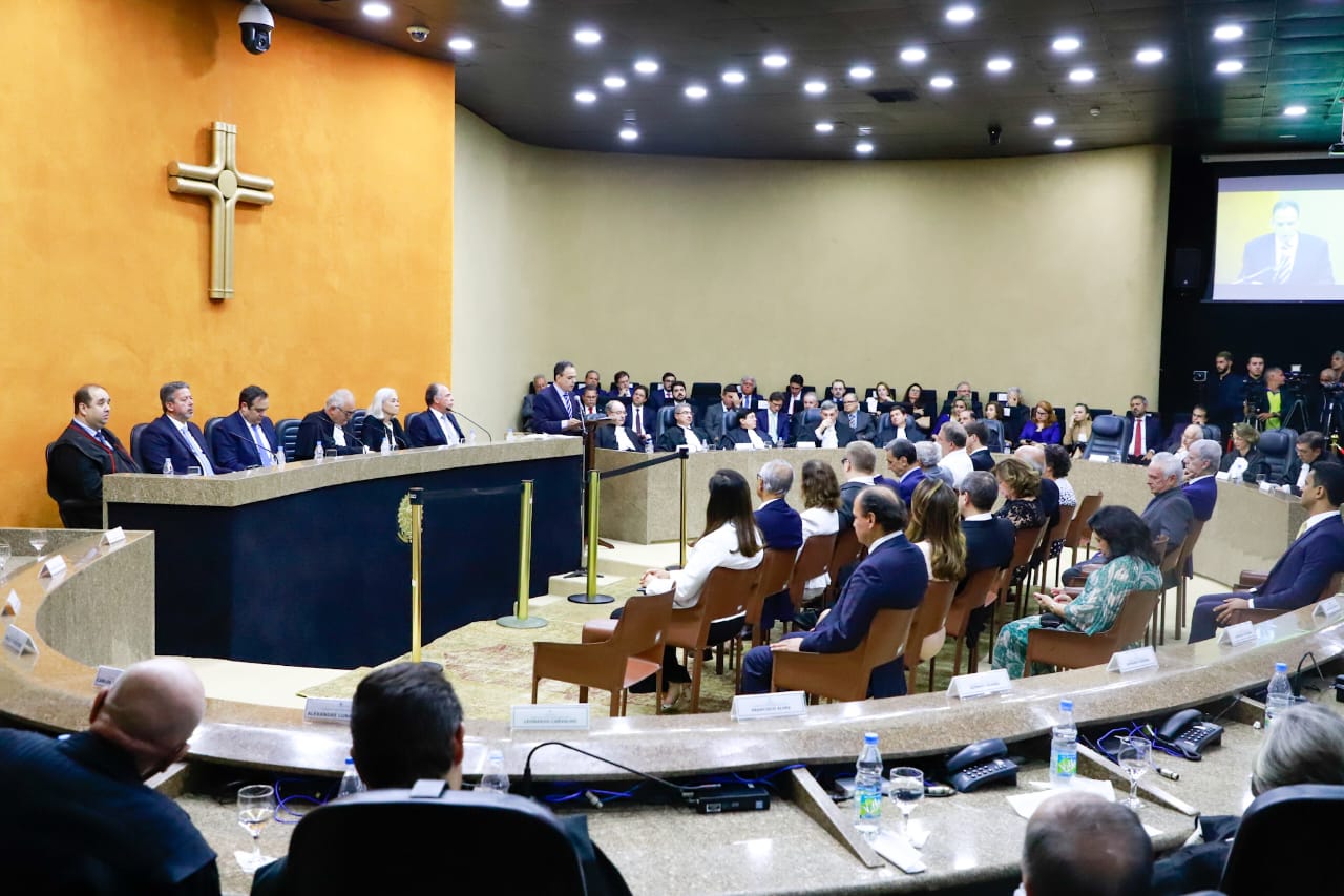 Cerim&ocirc;nia de posse dos novos desembargadores do TRF5