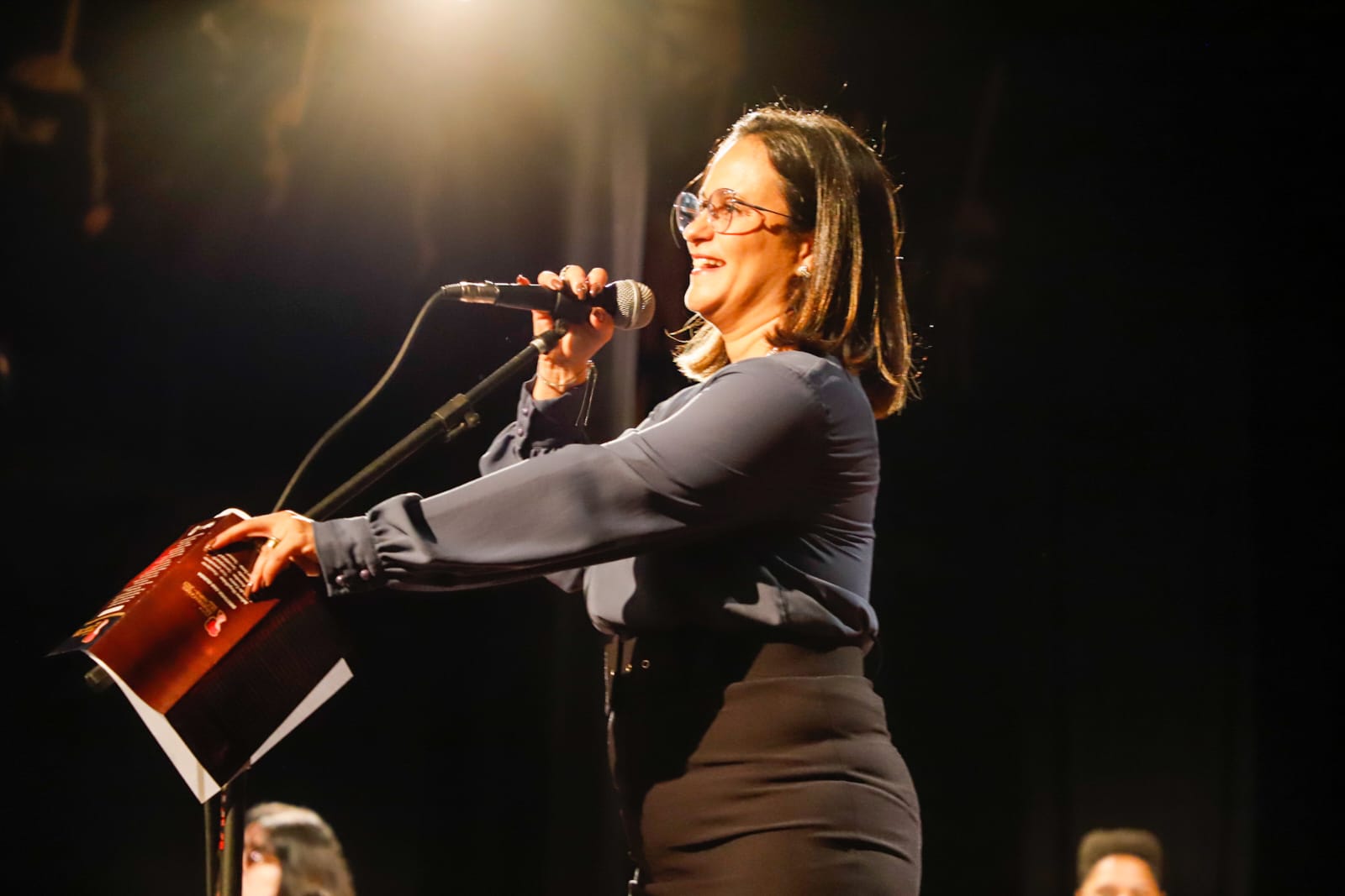 Secret&aacute;ria geral adjunta da OAB-PE &eacute; homenageada no Pr&ecirc;mio Myrthes Gomes de Campos 2023