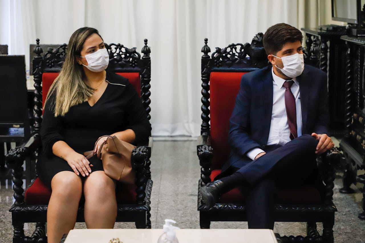 OAB Pernambuco vai ao TJPE em busca de melhorias para o F&oacute;rum de Paulista