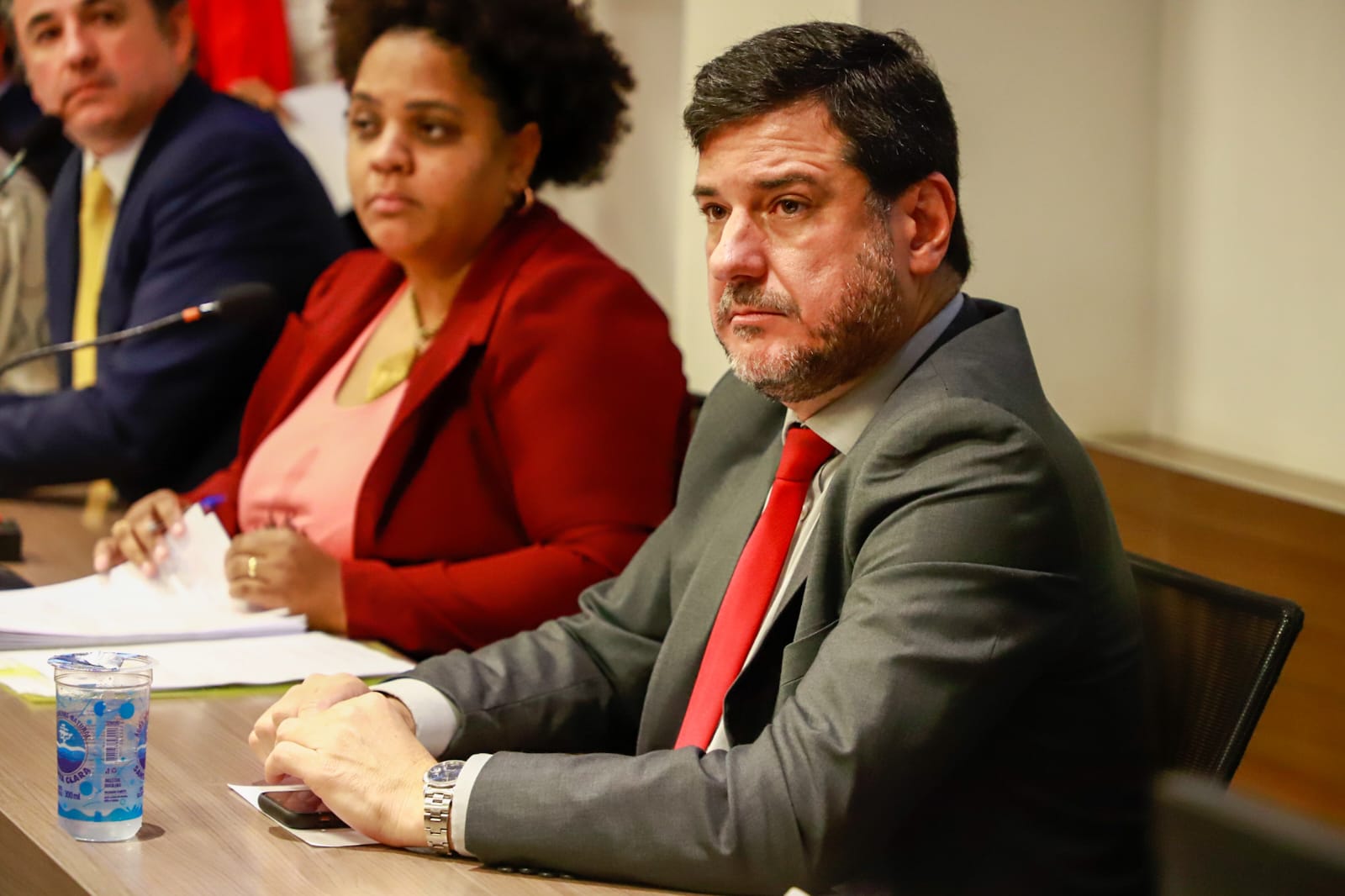 OAB Pernambuco aprova desagravo em favor de advogada desrespeitada por juiz do trabalho