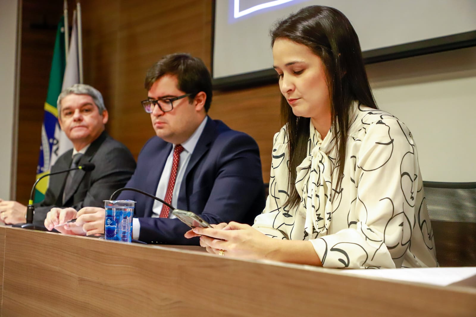 OAB Pernambuco aprova desagravo em favor de advogada desrespeitada por juiz do trabalho