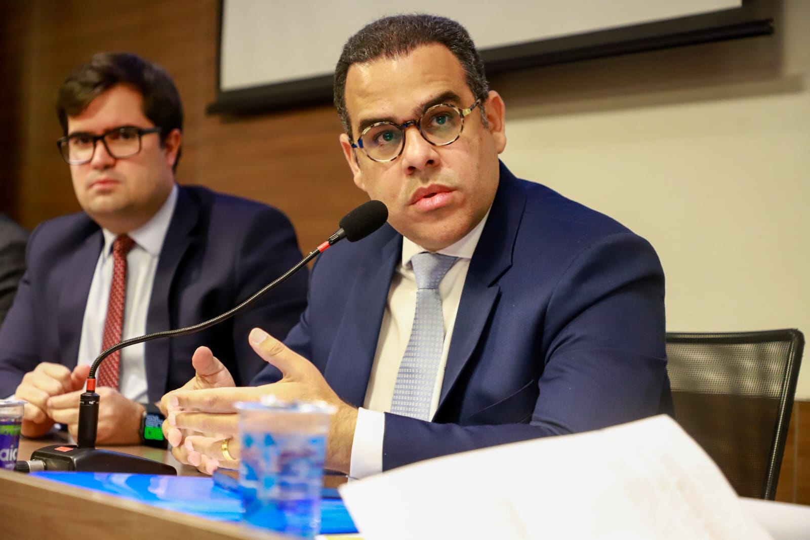 OAB Pernambuco aprova desagravo em favor de advogada desrespeitada por juiz do trabalho