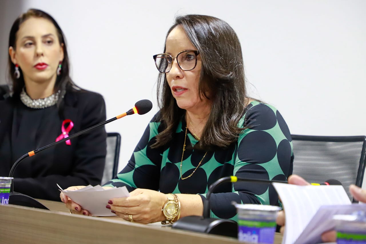 OAB-PE lan&ccedil;a cartilha sobre direitos da crian&ccedil;a e adolescente